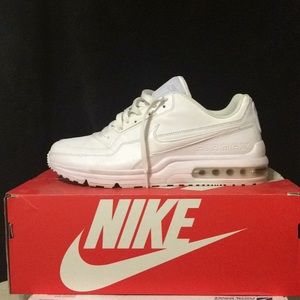 White NIKE LTD 3 sneakers..1 pair